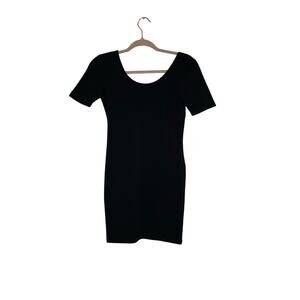 💥Forever 21 black mini dress with scoop neck and black size medium